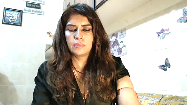 pareeti online show from April 22, 2026, 3:20 am