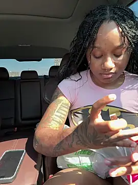 Snapshot of strip4faith chatting on September 24, 2025, 3:04 pm strip4faith online show from September 24, 2025, 3:04 pm