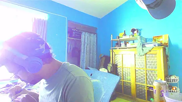        the online show from March 5, 2026, 11:23 pm