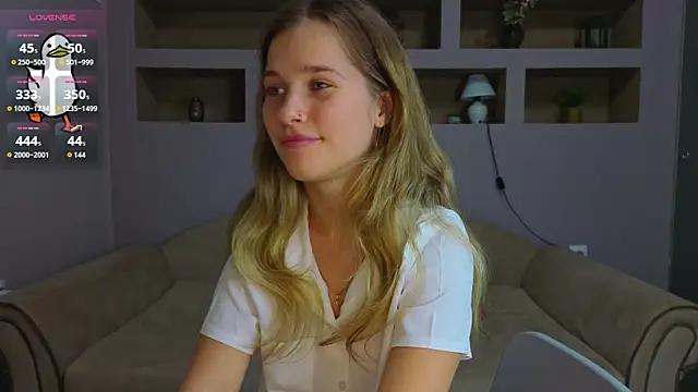 Snapshot of LinaCristonsen chatting on October 26, 2025, 3:29 pm LinaCristonsen online show from October 26, 2025, 3:29 pm