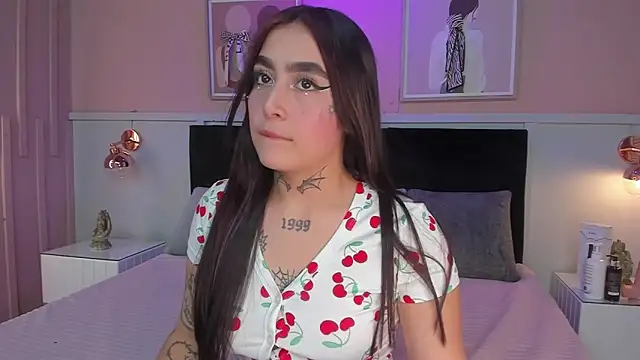 Snapshot of elodie_walker chatting on September 19, 2025, 12:28 pm elodie walker online show from September 19, 2025, 12:28 pm