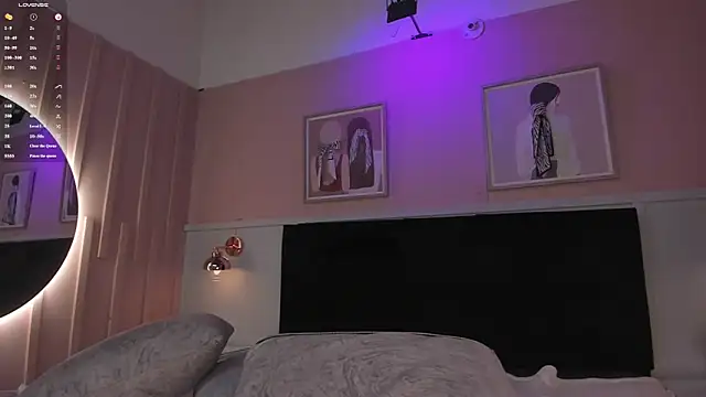 Snapshot of elodie_walker chatting on July 17, 2026, 12:28 am elodie walker online show from July 17, 2026, 12:28 am
