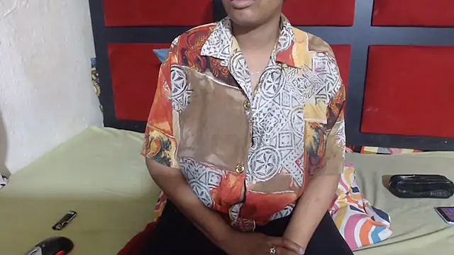 MaximTease24 online show from July 15, 2026, 6:13 pm