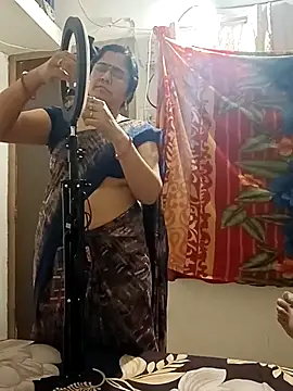 payalrajput123 online show from January 13, 2026, 4:45 pm