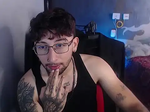 Snapshot of Dereck_Dickson chatting on October 22, 2025, 5:13 pm Dereck Dickson online show from October 22, 2025, 5:13 pm