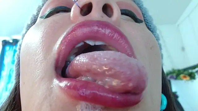 miss evoleth2 online show from May 3, 2026, 12:44 pm