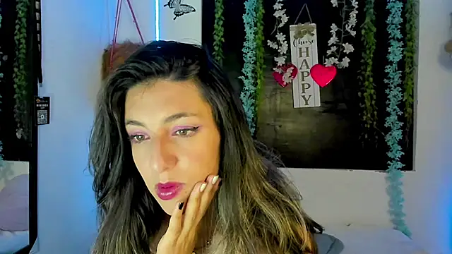 Snapshot of queen-natty chatting on February 18, 2026, 1:56 am queen-natty online show from February 18, 2026, 1:56 am