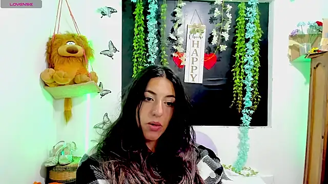 Snapshot of queen-natty chatting on July 8, 2026, 3:44 am queen-natty online show from July 8, 2026, 3:44 am