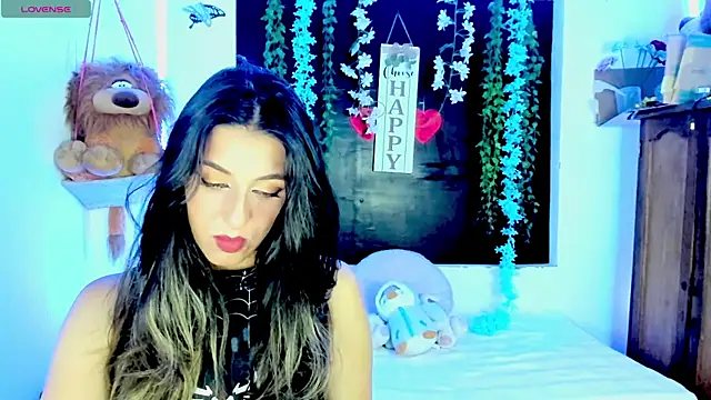 Snapshot of queen-natty chatting on July 9, 2026, 1:09 am queen-natty online show from July 9, 2026, 1:09 am