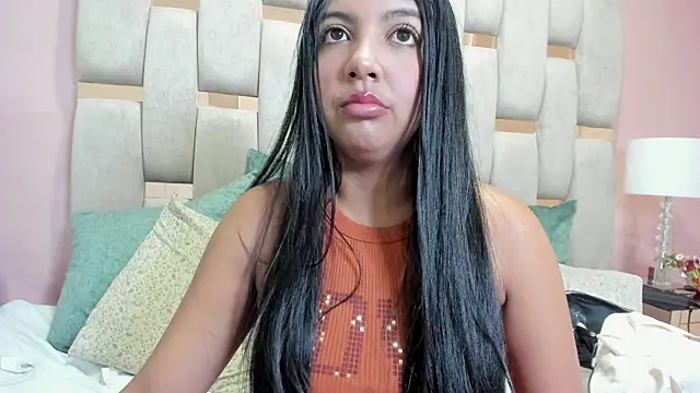 nicole fisherr online show from December 21, 2025, 5:03 am