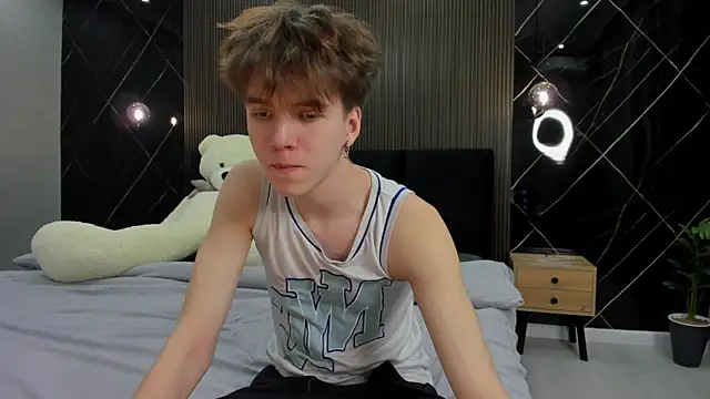 Snapshot of braxiboy chatting on December 30, 2024, 12:31 pm braxiboy online show from December 30, 2024, 12:31 pm