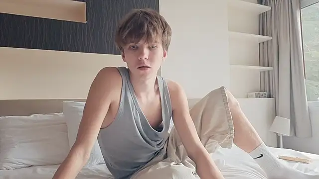 Snapshot of braxiboy chatting on November 7, 2025, 7:30 am braxiboy online show from November 7, 2025, 7:30 am