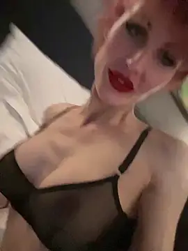 Snapshot of Kamila151 chatting on March 14, 2025, 6:18 pm Kamila151 online show from March 14, 2025, 6:18 pm