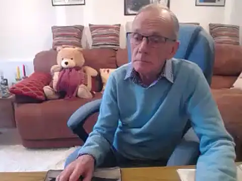 Ferret7777 online show from February 12, 2025, 3:16 pm