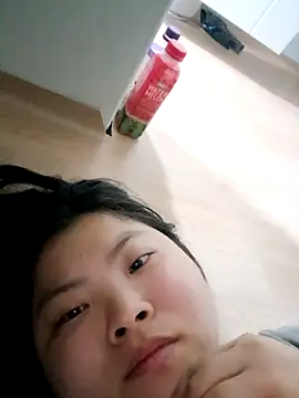 hello098712 online show from March 9, 2025, 3:16 pm