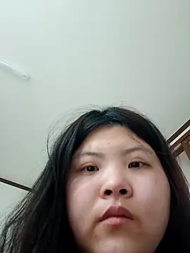 hello098712 online show from March 19, 2025, 8:34 am