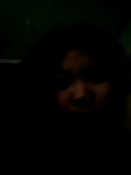 hello098712 online show from October 6, 2025, 10:18 pm