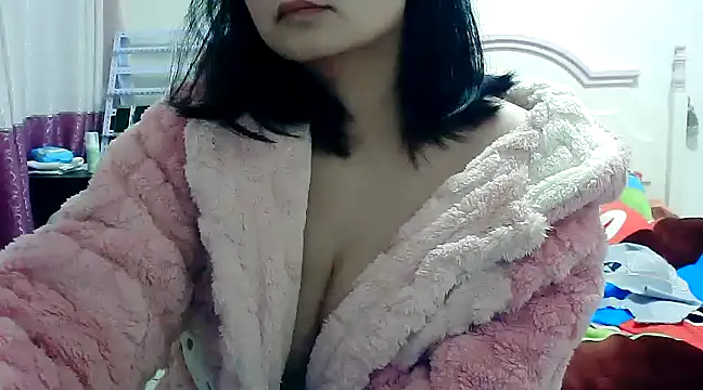 CN-Xiaoxi online show from February 3, 2025, 4:31 pm