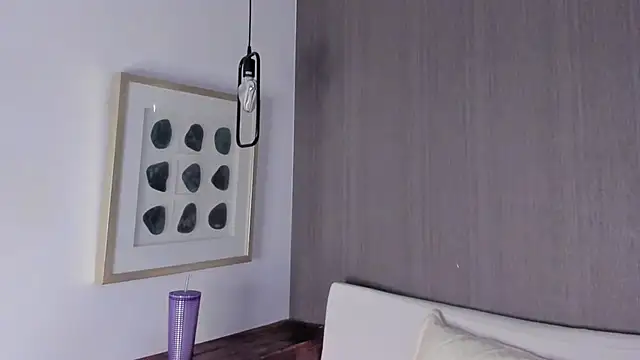 Snapshot of DRACARYSS_ chatting on February 24, 2025, 1:10 pm DRACARYSS online show from February 24, 2025, 1:10 pm