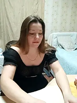 Snapshot of VselenaSun402 chatting on November 18, 2025, 10:52 am VselenaSun402 online show from November 18, 2025, 10:52 am