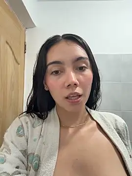 Snapshot of SOY_LUPE chatting on March 9, 2025, 1:14 am SOY LUPE online show from March 9, 2025, 1:14 am