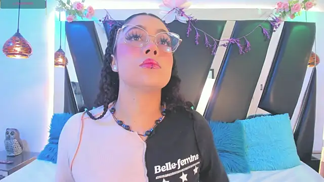 antonelllepiercee online show from July 10, 2026, 11:13 am