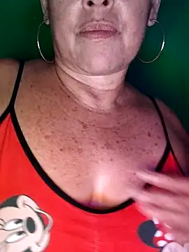 Snapshot of Kasandra_Ho chatting on November 24, 2025, 12:32 am Kasandra Ho online show from November 24, 2025, 12:32 am