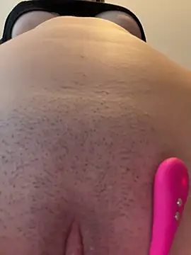 kikidoll online show from March 18, 2025, 1:53 am