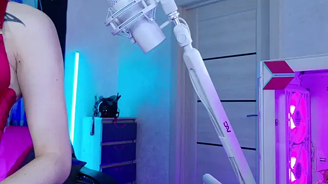 Aurora Natsuki online show from November 28, 2025, 10:40 am