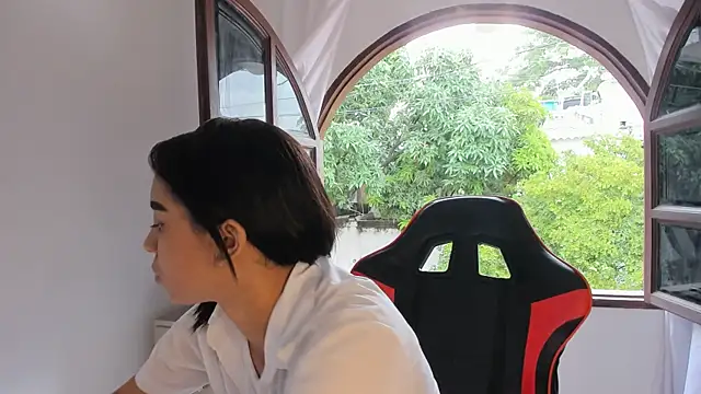 Fernanda brown18 online show from October 11, 2025, 7:45 pm