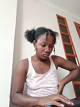 Snapshot of kharoll chatting on May 16, 2026, 9:13 pm kharoll online show from May 16, 2026, 9:13 pm