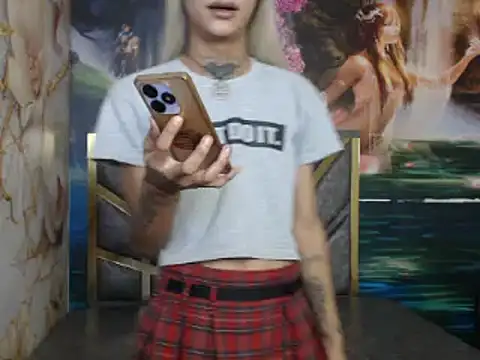 Snapshot of luna_gil_sex chatting on December 7, 2024, 7:21 pm luna gil sex online show from December 7, 2024, 7:21 pm