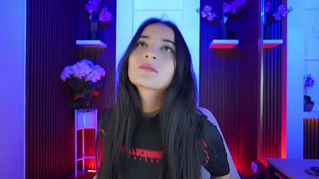 CattleyaScaly online show from October 18, 2025, 7:14 pm