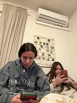 daniniescobarr online show from March 9, 2026, 1:59 pm