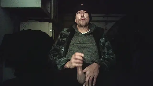 Snapshot of Pumpndeep chatting on January 12, 2025, 3:57 pm Pumpndeep online show from January 12, 2025, 3:57 pm