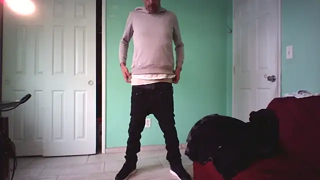 Snapshot of Pumpndeep chatting on March 17, 2025, 6:00 pm Pumpndeep online show from March 17, 2025, 6:00 pm