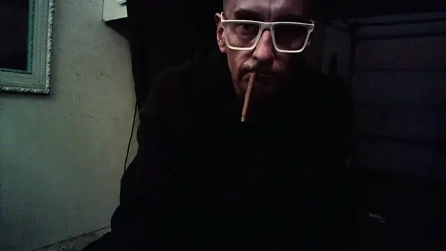 Snapshot of Pumpndeep chatting on September 19, 2025, 9:22 am Pumpndeep online show from September 19, 2025, 9:22 am