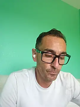 Snapshot of Pumpndeep chatting on October 13, 2025, 9:04 pm Pumpndeep online show from October 13, 2025, 9:04 pm