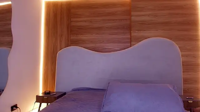 Snapshot of mia_stanfort chatting on June 9, 2026, 7:14 pm mia stanfort online show from June 9, 2026, 7:14 pm