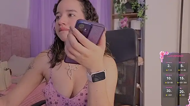 emilyrouxe online show from January 9, 2026, 4:32 pm