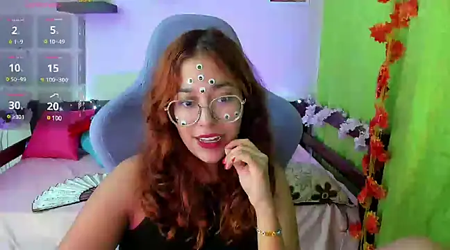 Snapshot of _Moon_Johnson chatting on February 11, 2025, 2:46 am Moon Johnson online show from February 11, 2025, 2:46 am