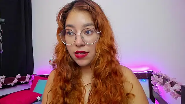 Snapshot of _Moon_Johnson chatting on September 16, 2025, 4:02 am Moon Johnson online show from September 16, 2025, 4:02 am