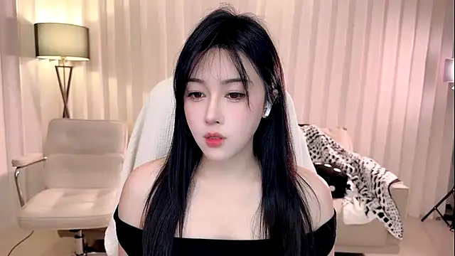 K-moumou online show from October 2, 2025, 3:30 pm