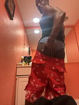 Snapshot of Backshort11 chatting on November 16, 2025, 5:40 pm Backshort11 online show from November 16, 2025, 5:40 pm