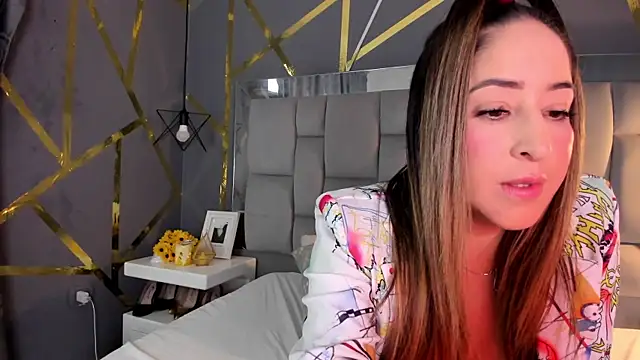 Snapshot of AliceSteel12 chatting on September 17, 2025, 10:11 pm AliceSteel12 online show from September 17, 2025, 10:11 pm