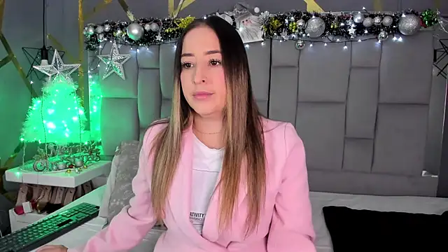 Snapshot of AliceSteel12 chatting on November 28, 2025, 10:23 pm AliceSteel12 online show from November 28, 2025, 10:23 pm