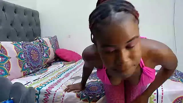 Snapshot of SEXY_TOKYOxxx chatting on December 5, 2024, 7:17 pm SEXY TOKYOxxx online show from December 5, 2024, 7:17 pm