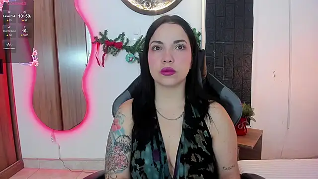 Snapshot of tatiana_sc chatting on December 15, 2025, 1:15 pm tatiana sc online show from December 15, 2025, 1:15 pm