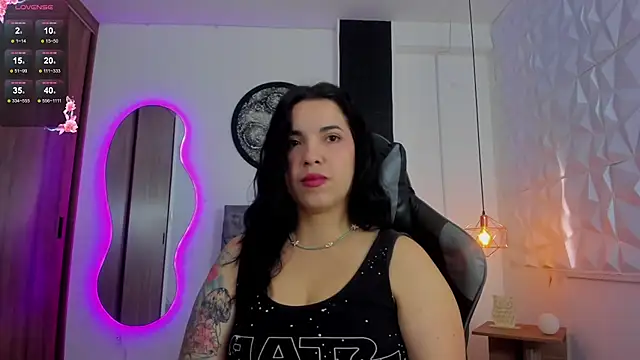 Snapshot of tatiana_sc chatting on January 7, 2026, 1:24 pm tatiana sc online show from January 7, 2026, 1:24 pm