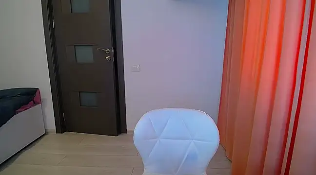 Julianna68 online show from February 28, 2025, 11:14 am